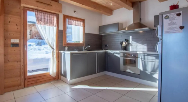 Chalet Bernard, Забронировать Шале Отели Лыжного курорта на озере Анси с парковкой, Парковка