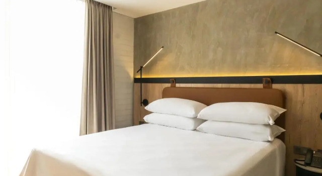 Номер Standard Faranda Collection Medellin, a Member of Radisson Individuals