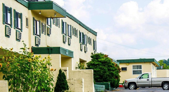 Номер Standard Days Inn by Wyndham Moosic