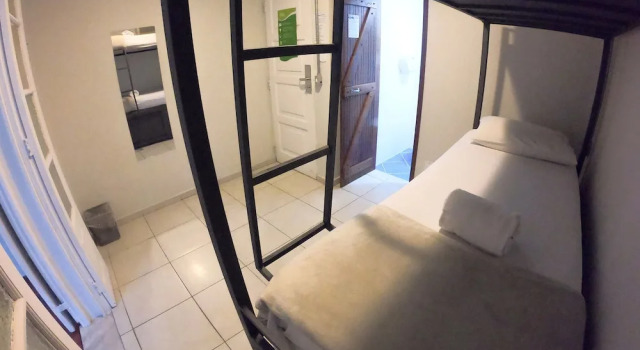 Кровать в общем номере Che Lagarto Hostel Copacabana