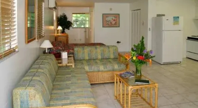 River Palm Waterfront Motel, Cottages & Vacation Rentals, Rezervovat Motel Jensen Beach Florida