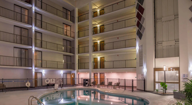 Holiday Inn Auburn-Finger Lakes Region by IHG, Забронировать Отель Отели Оберн 3 звезды, рядом с Thompson Memorial AME Zion Church, 3*