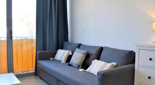 Appartement Le Lavandou, 1 pièce, 2 personnes - FR-1-251-78