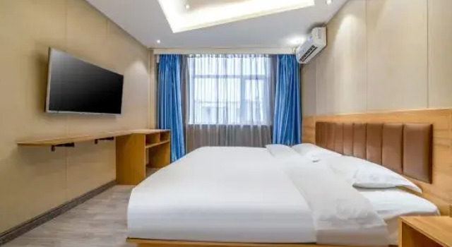 Люкс Deluxe Xiongxian Qiancun Business Hotel