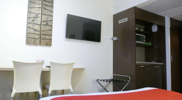 Двухместный номер Standard Sure Hotel by Best Western Nantes Beaujoire
