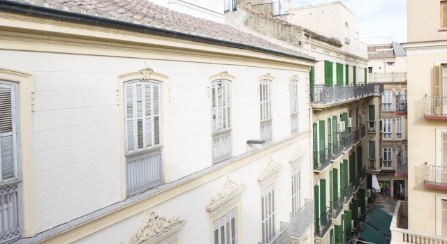 Suncity Flat Mitjana, Забронировать Отель Малага - центр Малага, рядом с Музей Кармен Тиссен