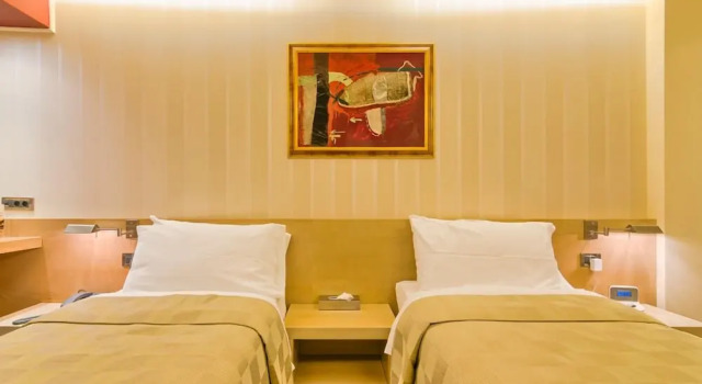 Семейный номер Standard с балконом Vega Hotel