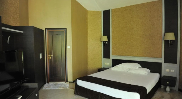 Family Hotel Edia-Sandanski, Buchen Sie Hotel Sandanski Piringebirge