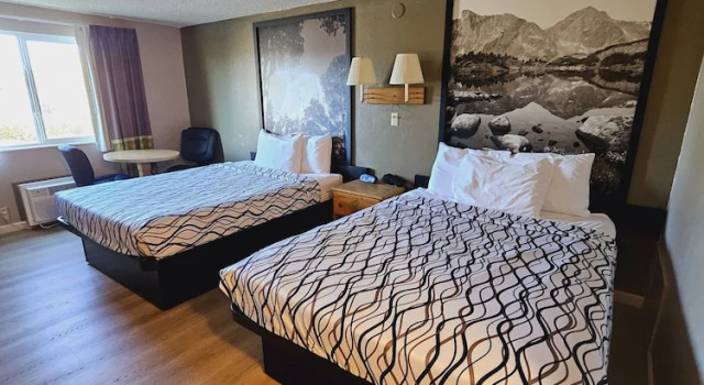 Четырёхместный номер Standard Wyo Inn