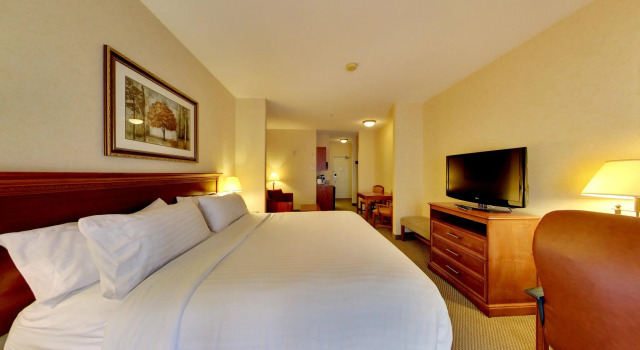 Двухместный номер Standard Holiday Inn Express Hotel & Suites - Edmonton International Airport by IHG