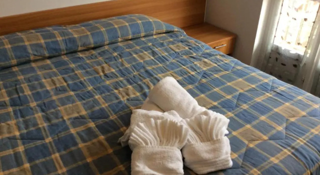 Трёхместный номер Standard с балконом Hotel Aurora