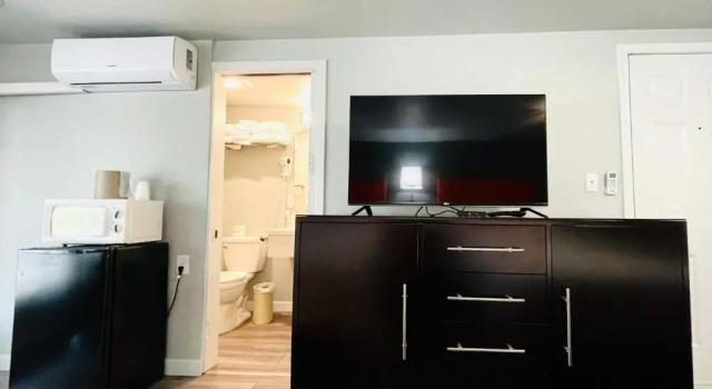 Двухместный номер Standard Tides Inn & Suites
