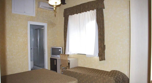 Daniels Inn