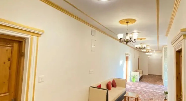 Rozan Jaai Orchard Hotel, Забронировать Отель Сринагар Jammu & Kashmir Ski