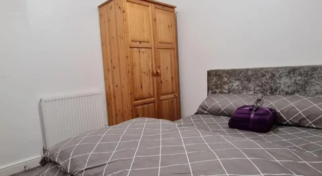 Коттедж Impeccable 4-bed House Near Manchester City Centre