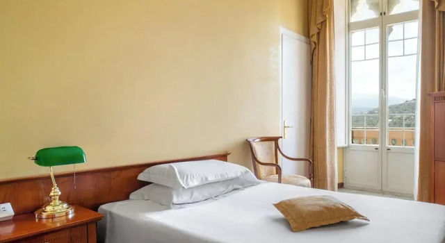 Одноместный номер Standard Excelsior Palace Hotel