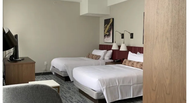 Standard Vierer Zimmer BLU-Tique, Akron, a Tribute Portfolio Hotel