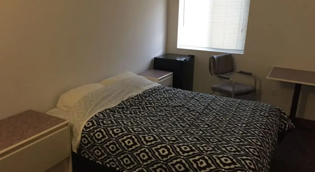 Номер Economy Invermere Hostel
