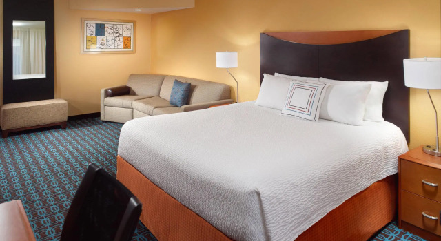 Двухместный номер Standard Fairfield Inn & Suites Clarksville