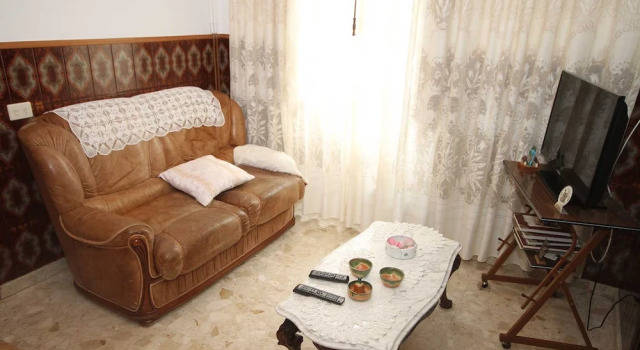 House - 5 Bedrooms with Sea views - 107775