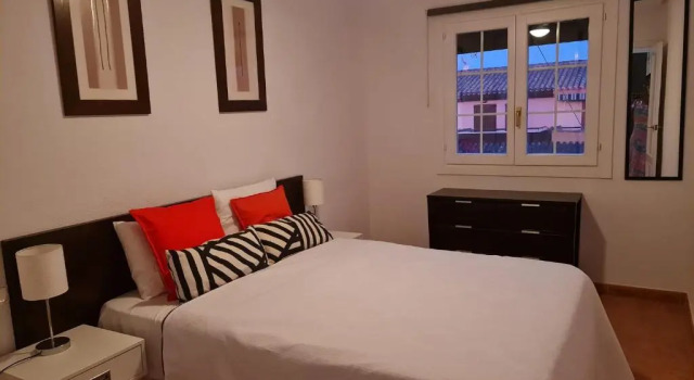 Centrally Located Apartment in the Beautiful Town of Los Alcazares - RDA28LA