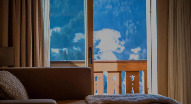 Люкс Пентхаус с видом на горы Hôtel de Rougemont & Spa