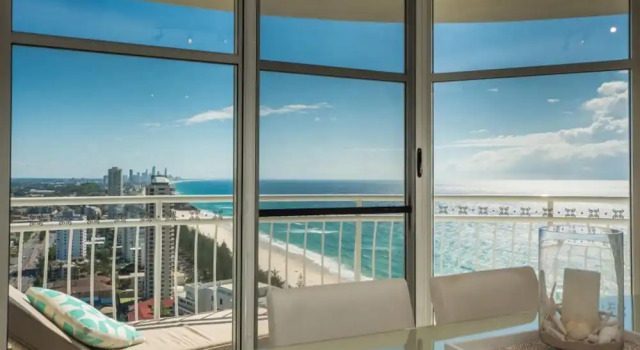 Номер Executive Пентхаус с 3 комнатами с балконом 2nd Avenue Beachside Apartments