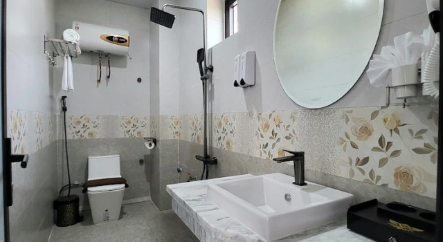 Номер Comfort Nam Hong Hotel