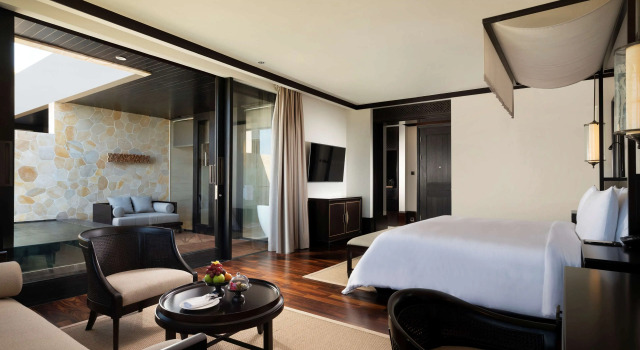 Двухместный полулюкс с частным бассейном Cliff The Apurva Kempinski Bali