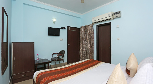 OYO 9786 Hotel Aerolook