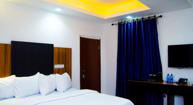 Residency Hotel & Apartments