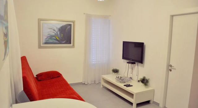 Апартаменты c 1 комнатой Isra Home Rothschild 8-2 Apartment