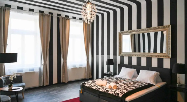 Апартаменты Highlight Apartment St Charles Church