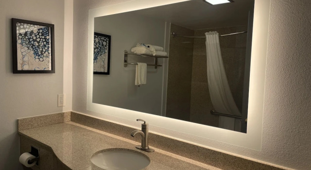 Люкс c 1 комнатой Wingate by Wyndham Waldorf - Washington DC Area