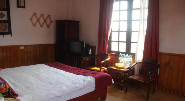 Cat Cat Twilight Hotel, Забронировать Отель Шапа Лаокай, рядом с Sa Pa Central Square