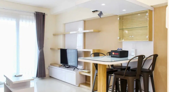 Elegant and Comfortable 2BR Apartment at Maqna Residence