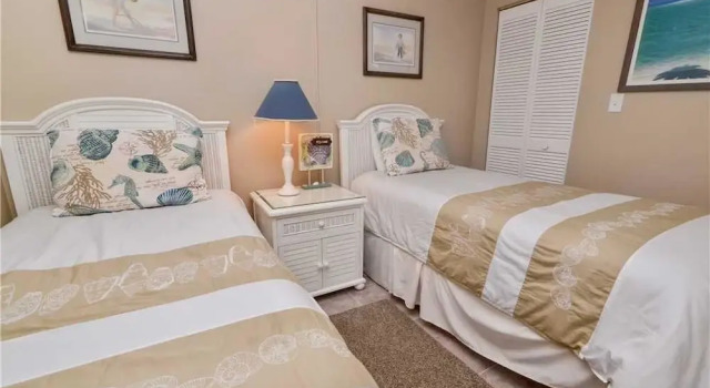 Vista Verde East - Two Bedroom Condo - 6-147, Rezerwuj Hotel Saint Petersburg Pinellas County