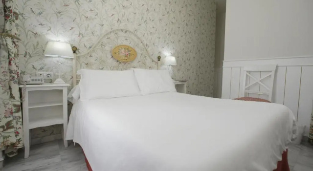 Двухместный номер Economy Basic Hotel Puerta de Sevilla