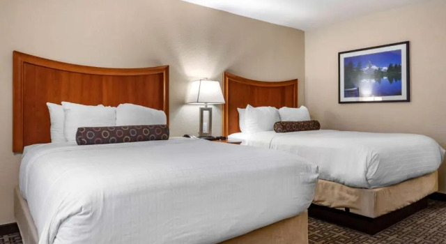 Номер Deluxe Best Western Swiss Clock Inn