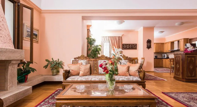 The Palm Tree Residence, Забронировать Отель Акротирион Santorini Caldera