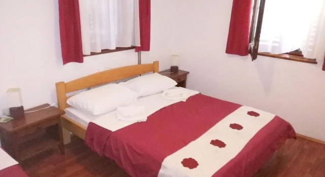 Guest accommodation Plavo oko, Забронировать Гостевой дом Гостевые дома Lika Region, Гостевой дом