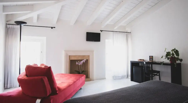 Люкс с видом на воду Casa Fola - City Centre Rooms