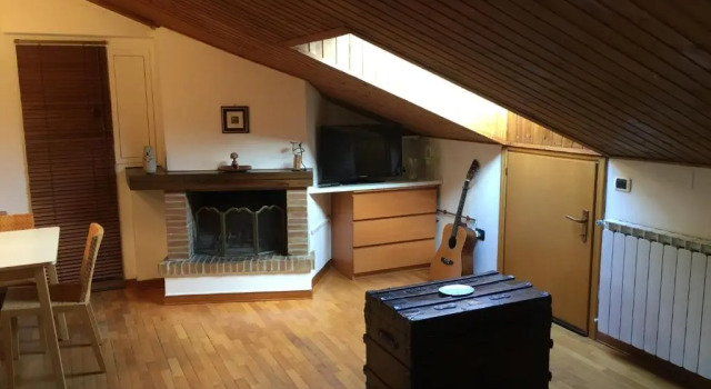 Happy House, Varaa Hotelli Gubbio Umbria