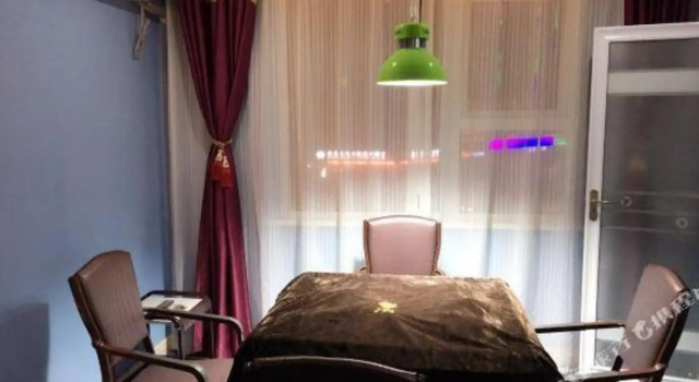 Wuxue 520 Theme Hotel, Varaa Hotelli Wuxue Hubei