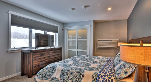 The Mod Suite at Killington. Big 3RM Condo. Comfy. Ahh! Relax