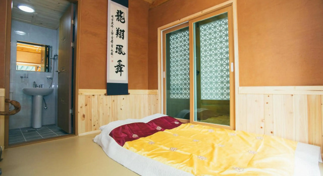 Laon Hanok Gguljam