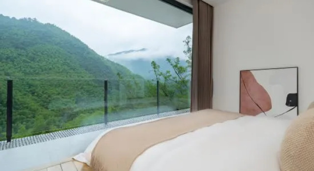 Семейный люкс с видом на реку Anji Thirty-Three Villa · Hillside Wild Luxury Private Hot Spring Resort