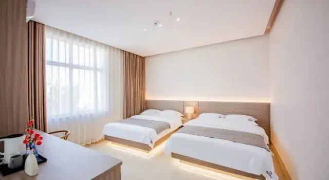 Люкс с 3 комнатами Meizhoudao Zhaoxi Chaoxi Homestay (Lianchiao Shatan Beach)