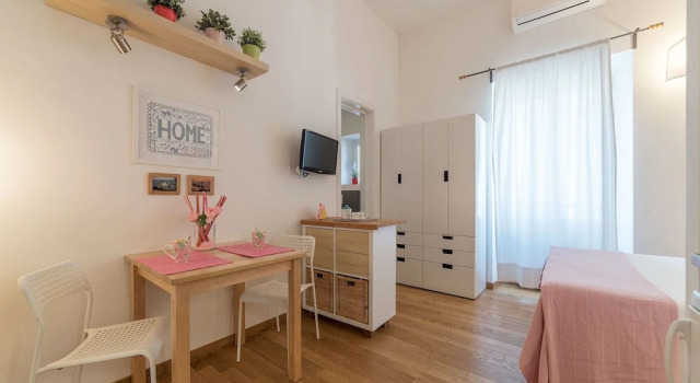 Апартаменты с 5 комнатами с балконом Santa Maria Maggiore Exclusive Apartment