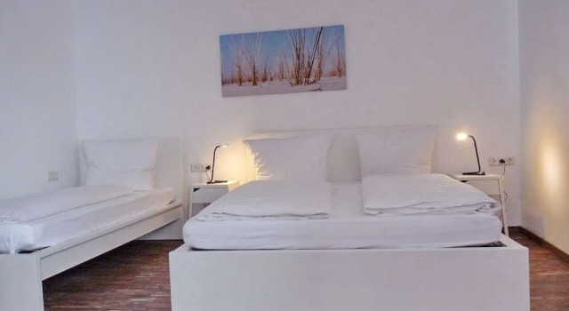 Apartmenthaus an der Greetsieler Str. 6, Забронировать Апартаменты/квартира Гретзиль East Frisia